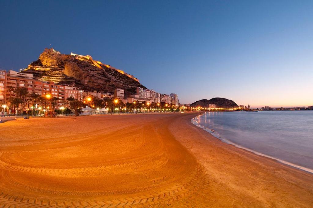 Your Nice Home In Alicante In The Historic Center! アリカンテ エクステリア 写真