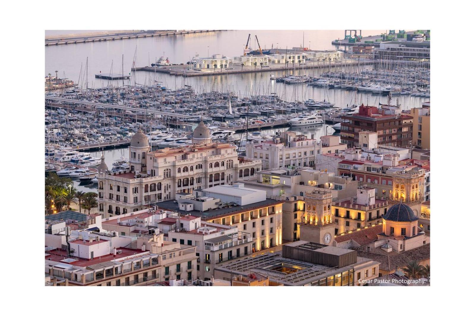 Your Nice Home In Alicante In The Historic Center! アリカンテ エクステリア 写真